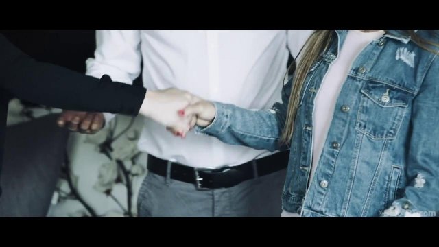 Превью Мачо отымел чужую телочку в киску в туалете стоя № 35054