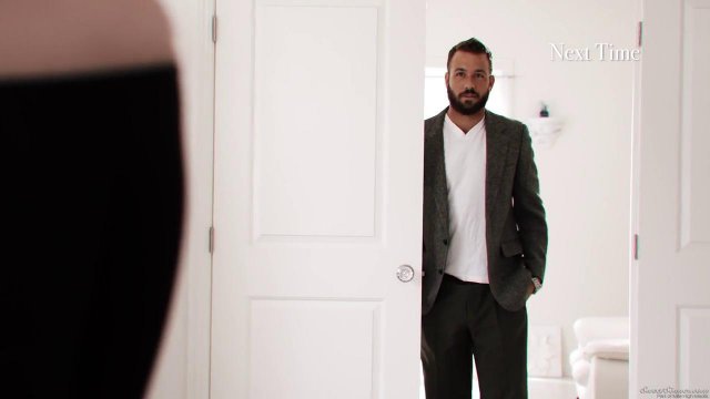 Превью Кудрявый парень привел девицу домой и отымел ее в киску на диване № 35116