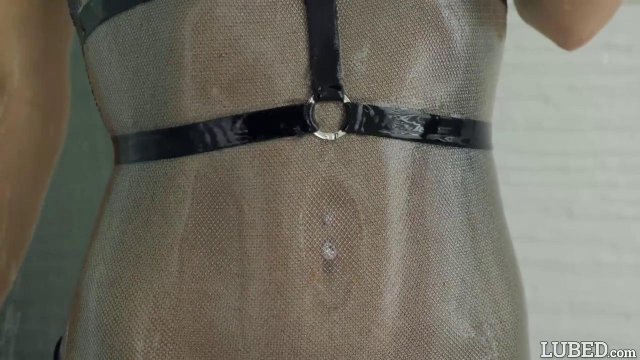 Превью После мастурбации в душе телочка трахается с бойфрендом в пилотку № 35120