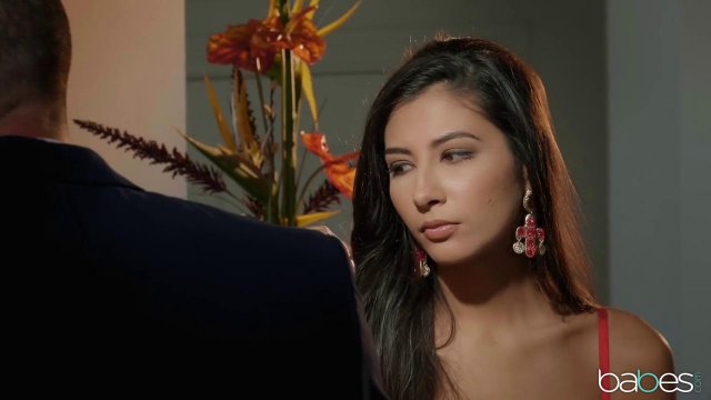 Превью Зрелый мужик снял телочку и отымел ее по полной программе в киску № 35233