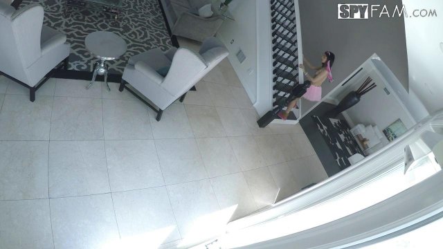 Превью Утренний минет и жаркий секс со стройной брюнеткой в постели № 35299