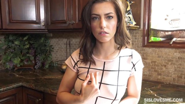 Превью Телочка приболела, но парень вылечил ее, трахнув в сочную киску № 35387