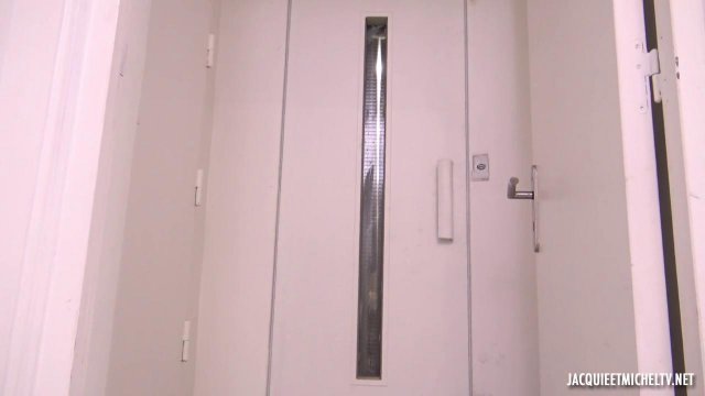 Превью Только познакомилась на улице, а уже стонет от проникновения в киску № 35435