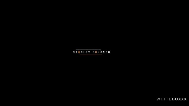 Превью Красивый анальный секс парочки в белоснежной спальне № 35472