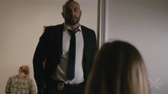 Превью Девушка подставила волосатую киску для секса № 36326