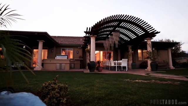 Превью Две подружки устроили тройничок с парнем № 36334