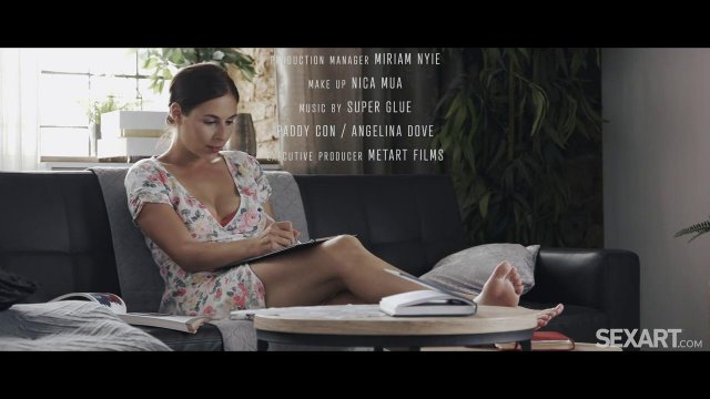 Превью Мужчина разбудил подругу страстным сексом № 36373