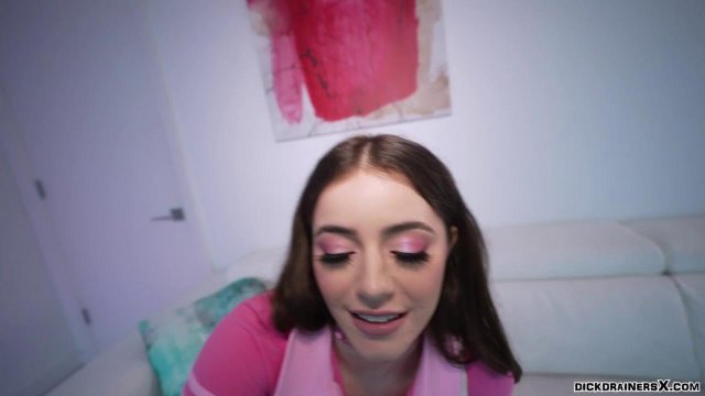 Негр грубо выебал красотку в ротик и аппетитную пилотку