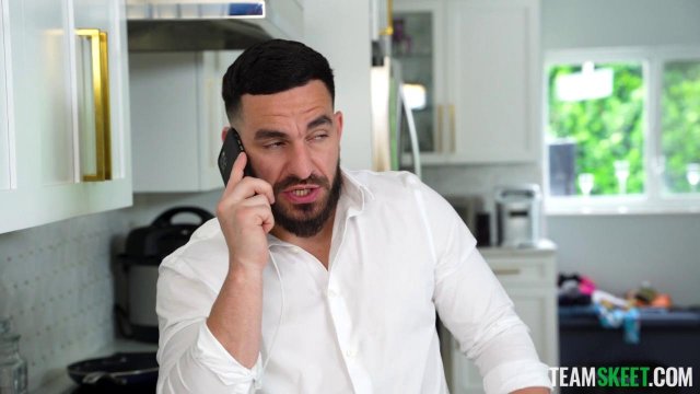 Превью Девушка в чулках отлично провела время на члене соседа № 41490