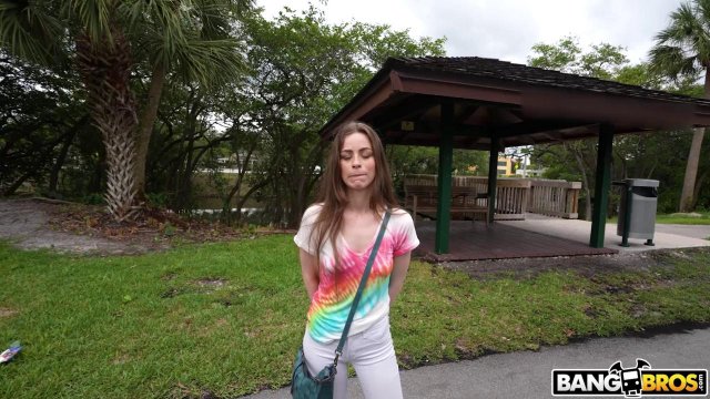 Превью Девушка сегодня нашла себе секс-приключения на мокрую киску № 41528