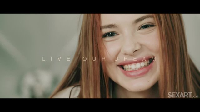 Волна похоти: тела несутся на гребне стонов и экстаза